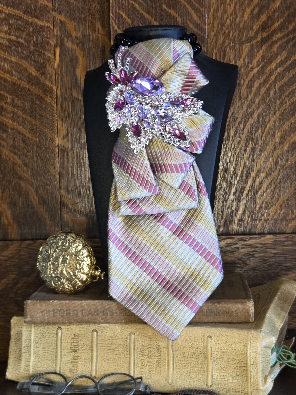 Embellished Striped Necktie Brooch Accent - Pink & Gold Tones